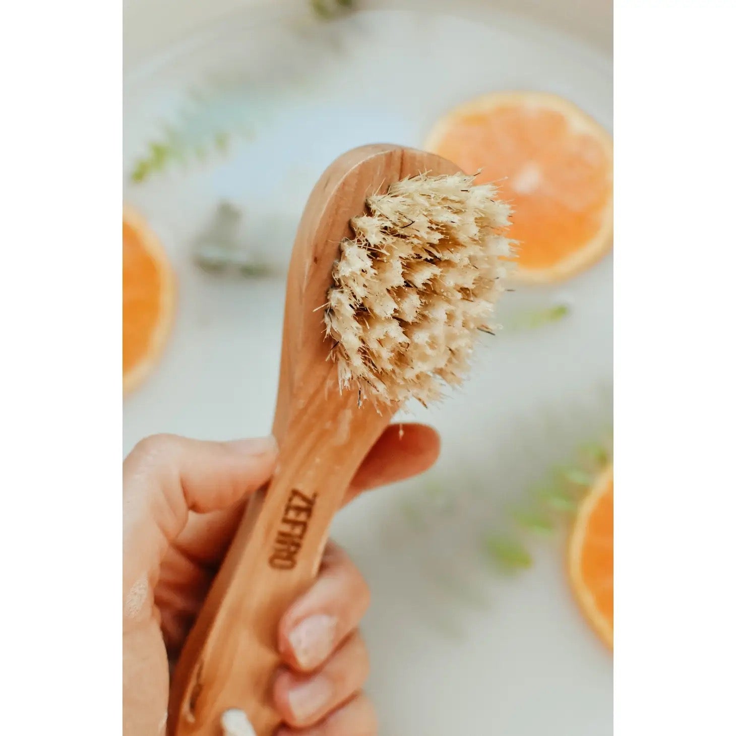Zefiro -Brown Face Brush