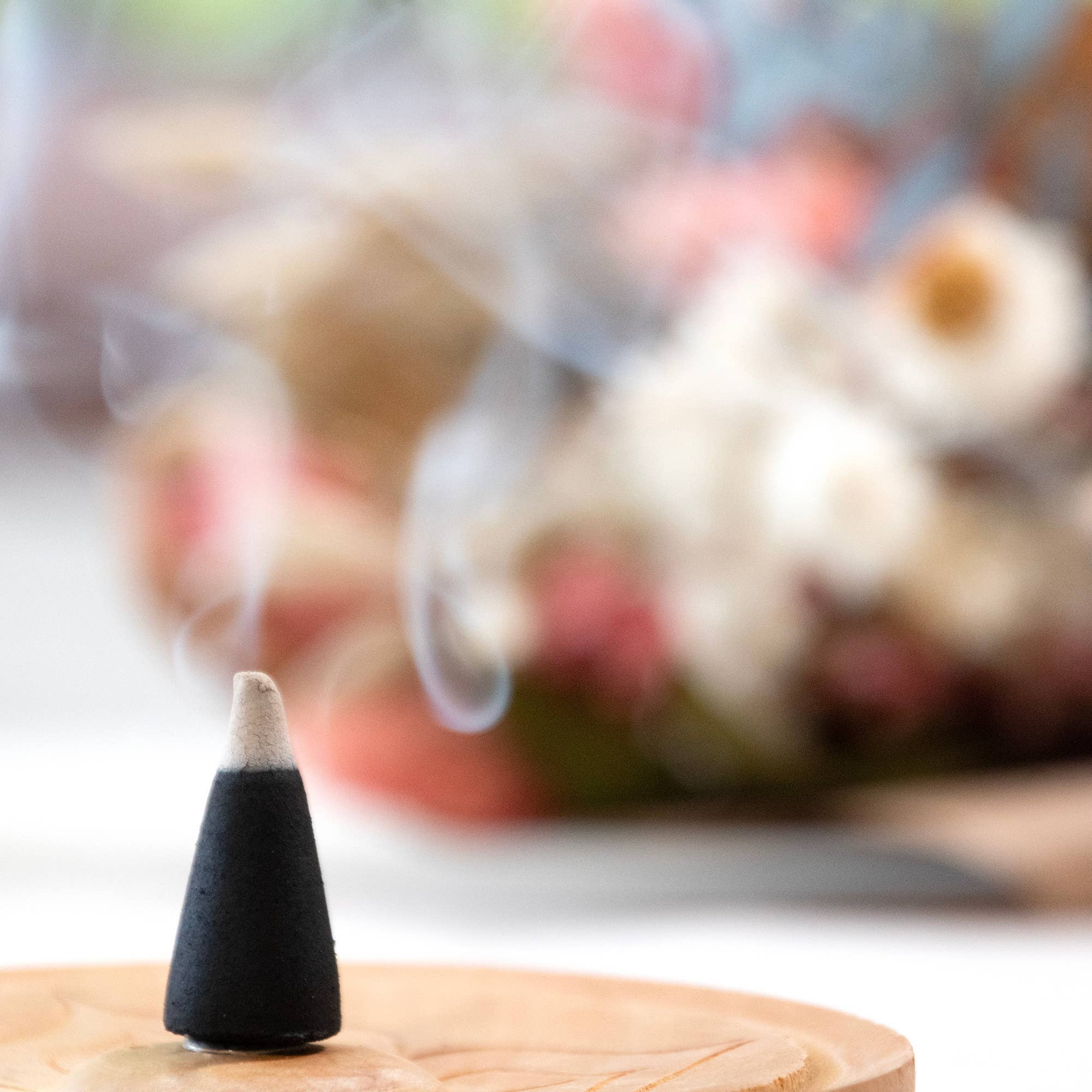 Andaluca - Incense Cones In Jar: Rose Quartz & Lily Fragrance