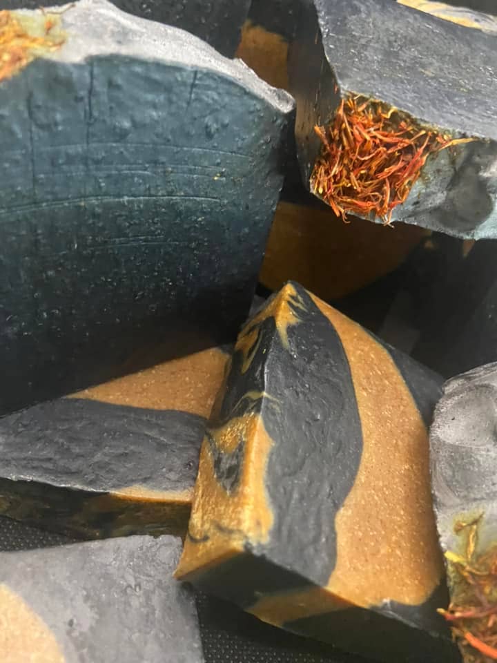 Activated Charcoal & Turmeric